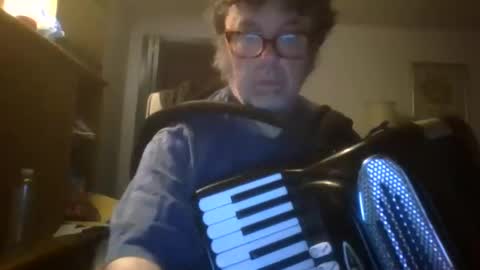 Snapshot of allanastar chatting on May 25, 12:38 am AllanaStar online show from May 25, 12:38 am