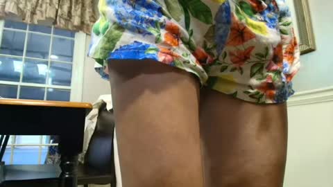 Snapshot of allgood4u chatting on June 17, 3:13 pm wishlist on bio online show from June 17, 3:13 pm