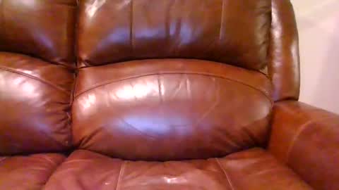 alliebearx online show from October 28, 4:05 am