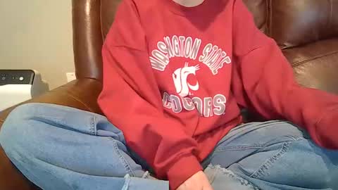 alliebearx online show from March 23, 11:09 pm