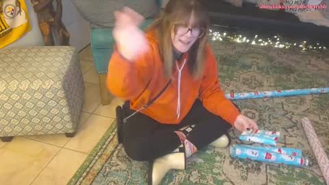 Snapshot of allieberrybb chatting on December 18, 7:08 pm bb online show from December 18, 7:08 pm