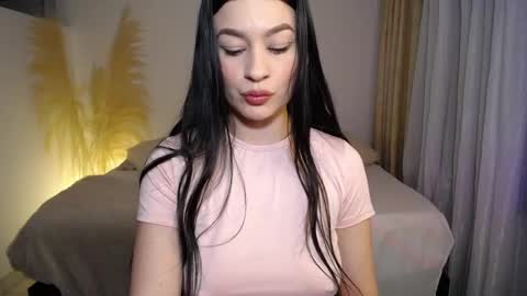 Snapshot of allierose_ chatting on April 30, 2:45 pm Allie online show from April 30, 2:45 pm