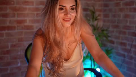 Allie online show from December 21, 5:58 am