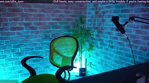 Allie online show from January 14, 5:40 am