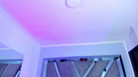 Snapshot of allijadid chatting on March 7, 10:56 am    online show from March 7, 10:56 am