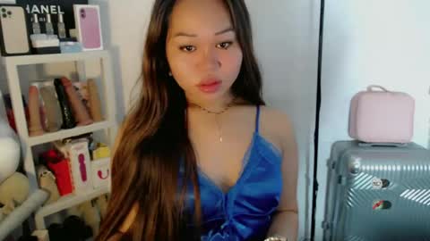 Snapshot of allirah20x chatting on June 14, 2:24 am Allirah online show from June 14, 2:24 am