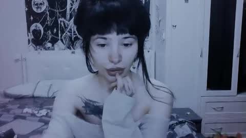 Snapshot of allisondeetz chatting on May 21, 3:19 pm Alis online show from May 21, 3:19 pm