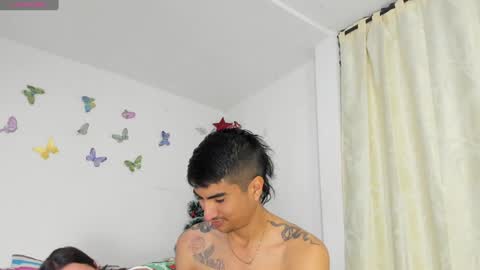 AllisonJustin online show from December 4, 1:14 am