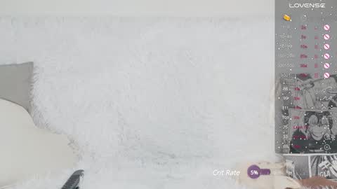 Snapshot of allisonmoonlight chatting on December 17, 12:54 pm allisonmoonlight online show from December 17, 12:54 pm