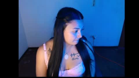 Snapshot of allisonn_smith18 chatting on May 15, 3:13 am Alisson online show from May 15, 3:13 am