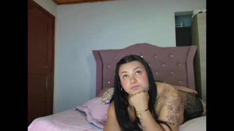 Snapshot of allisonn_smith18 chatting on July 9, 3:21 am Alisson online show from July 9, 3:21 am
