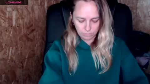 Snapshot of alllexandra chatting on July 7, 3:27 pm alllexandra online show from July 7, 3:27 pm