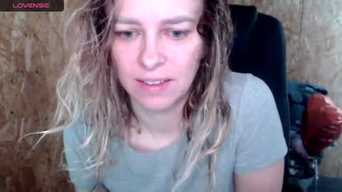 Snapshot of alllexandra chatting on July 8, 6:40 am alllexandra online show from July 8, 6:40 am
