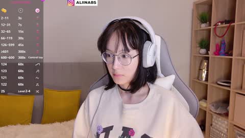 Alina online show from February 9, 1:55 am