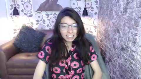 Snapshot of alllyson_ chatting on September 9, 7:57 pm alison online show from September 9, 7:57 pm