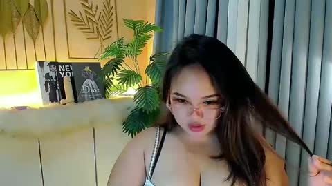 all mightymaria online show from March 27, 11:37 pm