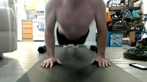 Snapshot of allnaked4 chatting on December 18, 3:58 am allnaked4 online show from December 18, 3:58 am