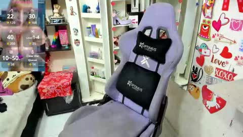 allsson_miller online show from February 11, 5:51 pm