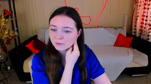 alluringeyess online show from March 13, 1:18 pm