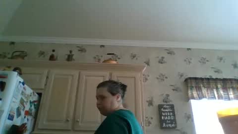 Snapshot of ally12334 chatting on October 27, 4:00 pm ally12334 online show from October 27, 4:00 pm