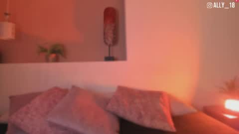 Snapshot of ally_addams chatting on May 4, 4:41 am Ally online show from May 4, 4:41 am