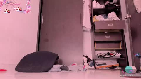 Snapshot of ally_cantero chatting on April 26, 5:10 pm NEW VIDEOS IN MY PROFILE online show from April 26, 5:10 pm