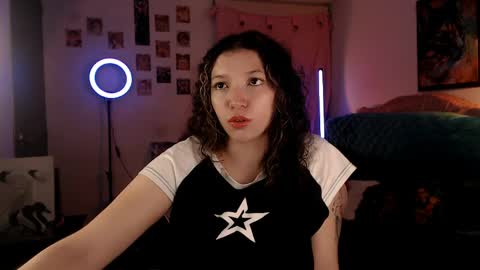 Snapshot of ally_donfort chatting on April 3, 1:14 am Ally online show from April 3, 1:14 am