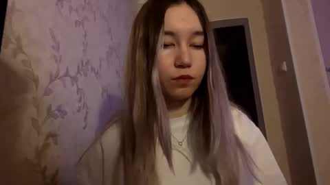 Snapshot of allynmckinnell chatting on February 17, 6:25 pm Trisha online show from February 17, 6:25 pm