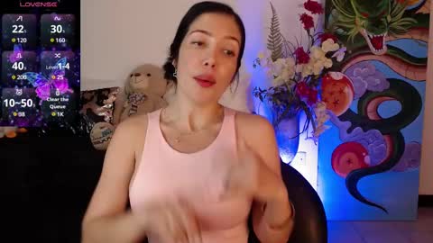 alma_art_ online show from February 20, 5:18 pm