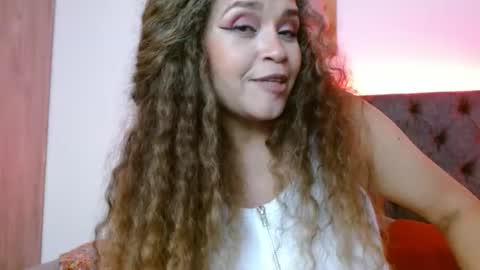 Snapshot of alma_sexyy chatting on November 5, 11:16 pm Alma online show from November 5, 11:16 pm