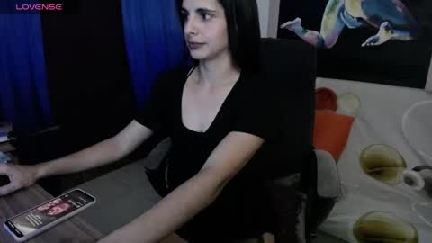 Snapshot of alma_sweet chatting on May 15, 11:45 pm Arhantxa online show from May 15, 11:45 pm