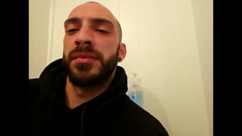 Snapshot of almarik chatting on February 25, 8:07 pm almarik online show from February 25, 8:07 pm