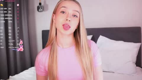 Lia online show from March 29, 3:06 am