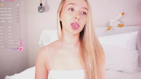 Lia online show from April 5, 1:14 am