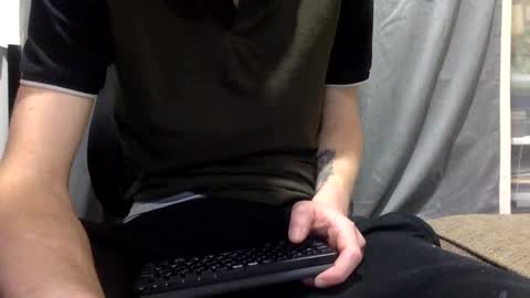 Snapshot of alongwhitedick chatting on January 28, 5:03 pm ALongwhitedick online show from January 28, 5:03 pm