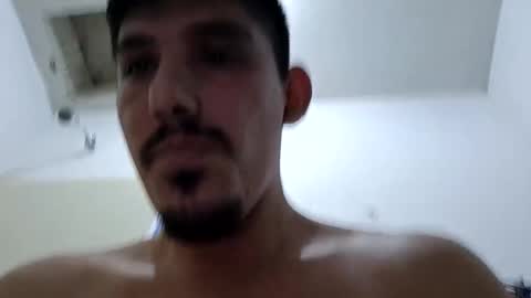 Snapshot of alonsopipon2 chatting on April 13, 3:34 am alonsopipon2 online show from April 13, 3:34 am