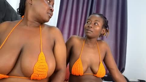 alotta_titties online show from April 15, 10:00 am