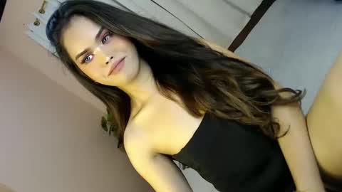 Snapshot of alove_too_last chatting on February 1, 3:07 pm LEXY online show from February 1, 3:07 pm