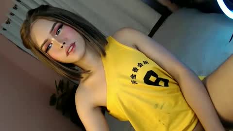 Snapshot of alove_too_last chatting on March 5, 3:07 pm LEXY online show from March 5, 3:07 pm