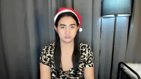 Snapshot of alovelydollnica chatting on December 27, 5:20 am alovelydollnica online show from December 27, 5:20 am