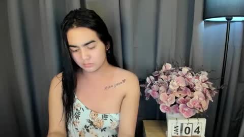 Snapshot of alovelydollnica chatting on January 4, 10:49 am alovelydollnica online show from January 4, 10:49 am