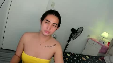 Snapshot of alovelydollnica chatting on October 15, 11:21 am alovelydollnica online show from October 15, 11:21 am