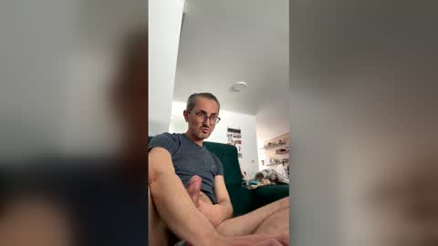 alpacinoishere online show from March 30, 12:06 pm