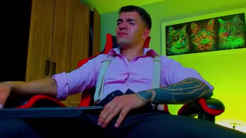 alpha_dominus_ online show from September 23, 4:48 am