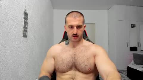 MuscleGod online show from July 14, 2:05 am