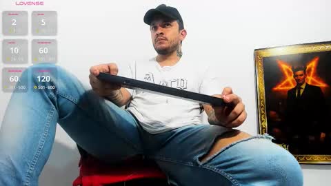 alpha paganni online show from March 29, 4:40 pm