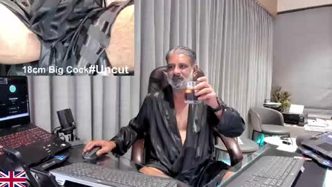 alpha_uk_boss online show from April 27, 2:53 am