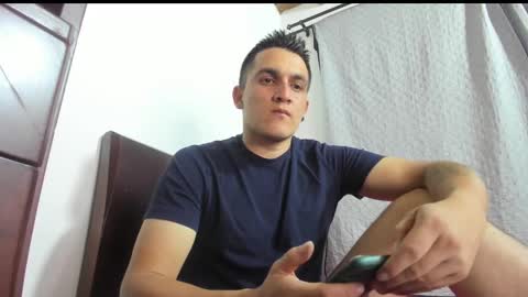 Snapshot of alphadesire69 chatting on September 16, 2:01 am AlphaDesire69 online show from September 16, 2:01 am