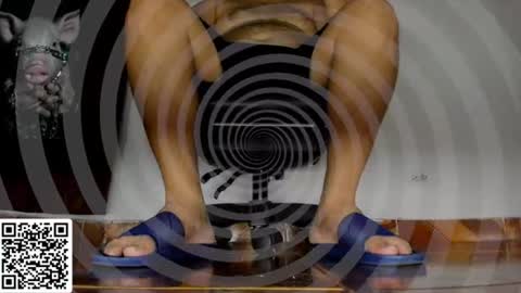 Snapshot of alphafindom982 chatting on July 21, 7:49 pm MASTER FINDOM DRAIN... online show from July 21, 7:49 pm