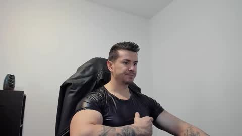 Snapshot of alphagodleatherking92 chatting on October 13, 7:08 am LeatherMaster online show from October 13, 7:08 am